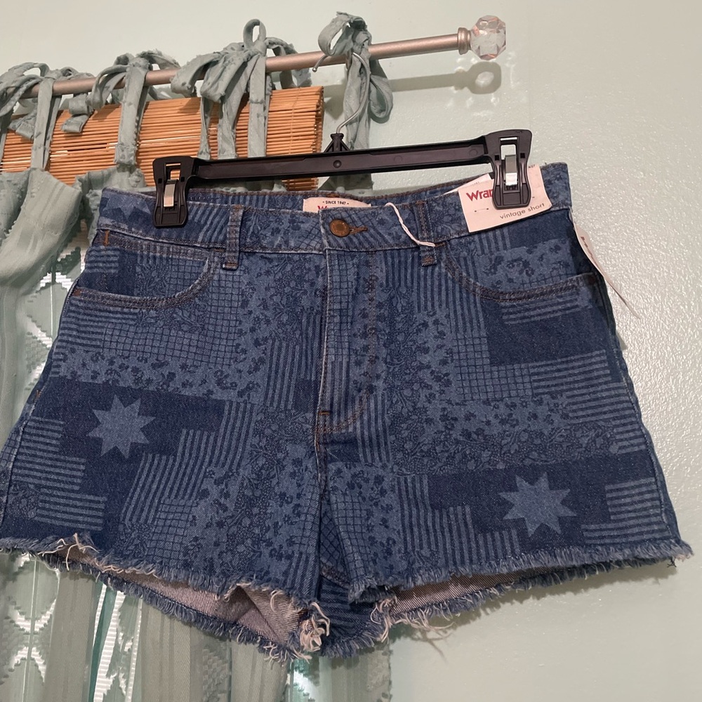 Wrangler Women's Blue Printed Denim Cutoff Shorts